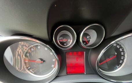 Opel Mokka I, 2015 год, 1 350 000 рублей, 20 фотография
