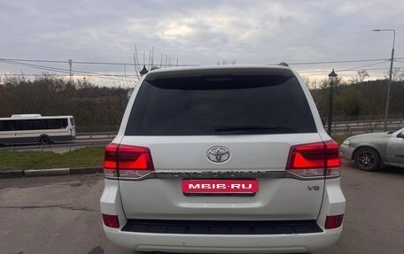 Toyota Land Cruiser 200, 2020 год, 6 700 000 рублей, 4 фотография