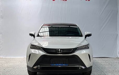 Toyota Harrier, 2023 год, 3 895 000 рублей, 2 фотография