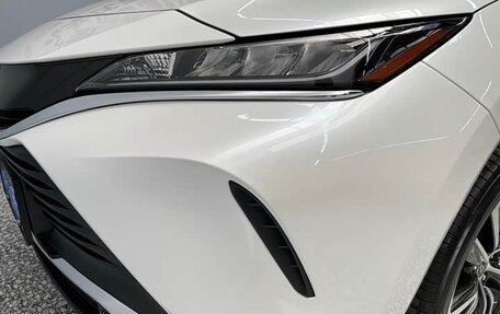 Toyota Harrier, 2023 год, 3 895 000 рублей, 7 фотография