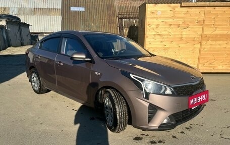 KIA Rio IV, 2020 год, 1 620 000 рублей, 3 фотография