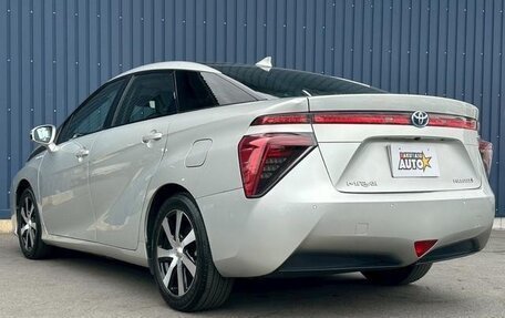 Toyota Mirai, 2016 год, 780 000 рублей, 7 фотография