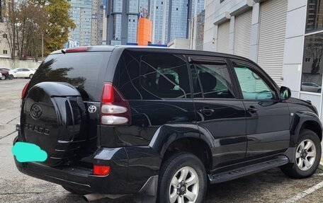 Toyota Land Cruiser Prado 120 рестайлинг, 2006 год, 2 400 000 рублей, 3 фотография