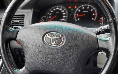 Toyota Land Cruiser Prado 120 рестайлинг, 2006 год, 2 400 000 рублей, 6 фотография