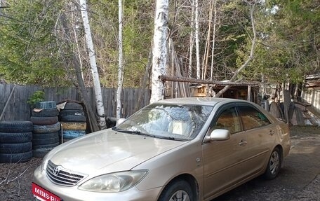 Toyota Camry V40, 2002 год, 550 000 рублей, 2 фотография