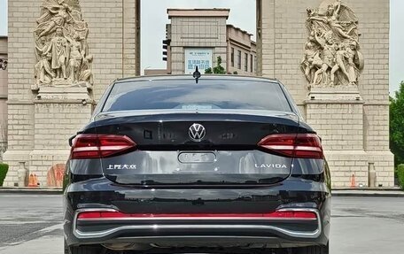 Volkswagen Lavida, 2023 год, 1 054 000 рублей, 5 фотография