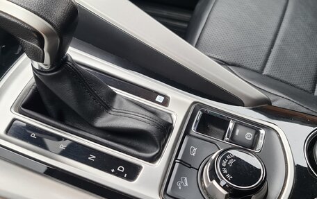 Mitsubishi Pajero Sport III рестайлинг, 2017 год, 3 200 000 рублей, 34 фотография