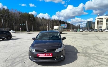 Volkswagen Polo VI (EU Market), 2015 год, 850 000 рублей, 2 фотография