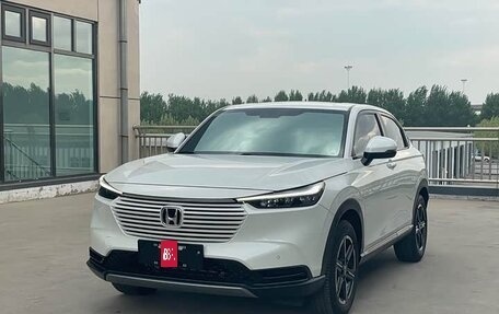 Honda Vezel, 2023 год, 1 870 000 рублей, 1 фотография