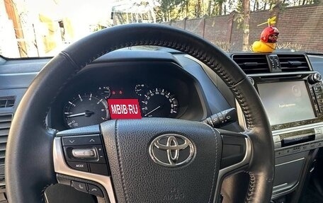 Toyota Land Cruiser Prado 150 рестайлинг 2, 2018 год, 6 200 000 рублей, 7 фотография