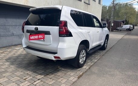 Toyota Land Cruiser Prado 150 рестайлинг 2, 2018 год, 6 200 000 рублей, 20 фотография