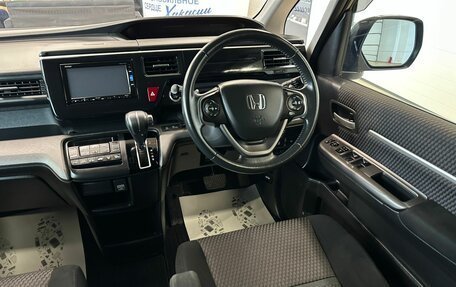 Honda Stepwgn IV, 2017 год, 1 799 000 рублей, 15 фотография