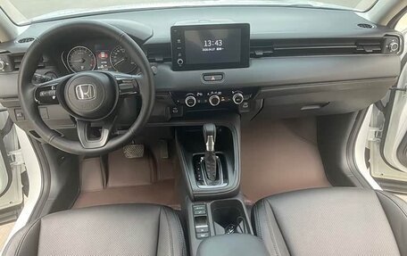 Honda Vezel, 2023 год, 1 870 000 рублей, 7 фотография