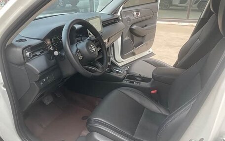 Honda Vezel, 2023 год, 1 870 000 рублей, 10 фотография