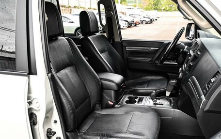 Mitsubishi Pajero IV, 2014 год, 2 374 000 рублей, 8 фотография