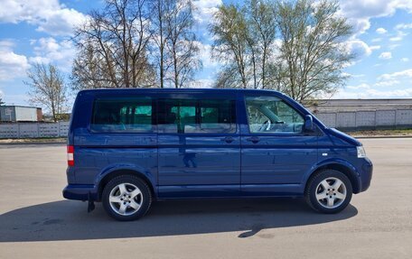 Volkswagen Multivan T5, 2004 год, 2 000 000 рублей, 4 фотография