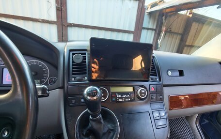 Volkswagen Multivan T5, 2004 год, 2 000 000 рублей, 28 фотография