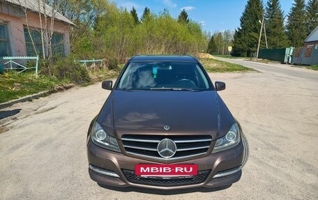 Mercedes-Benz C-Класс, 2012 год, 1 650 000 рублей, 2 фотография