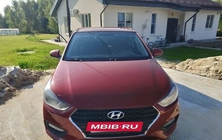 Hyundai Solaris II рестайлинг, 2017 год, 1 100 000 рублей, 7 фотография