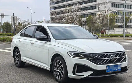 Volkswagen Lavida, 2023 год, 1 090 777 рублей, 3 фотография