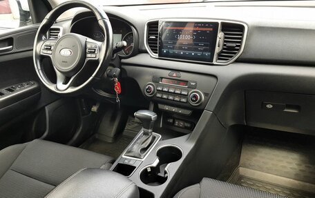 KIA Sportage IV рестайлинг, 2017 год, 1 995 000 рублей, 7 фотография