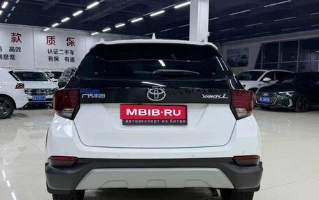 Toyota Yaris XP150 рестайлинг, 2022 год, 1 020 000 рублей, 4 фотография