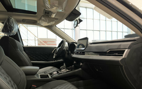 Mitsubishi Outlander, 2023 год, 4 250 000 рублей, 11 фотография