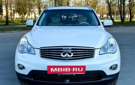 Infiniti EX, 2011 год, 2 300 000 рублей, 3 фотография
