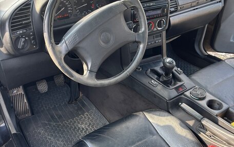 BMW 3 серия, 1993 год, 580 000 рублей, 10 фотография