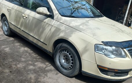 Volkswagen Passat B6, 2010 год, 520 000 рублей, 2 фотография