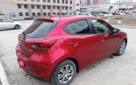 Mazda 2 III, 2020 год, 1 400 000 рублей, 4 фотография