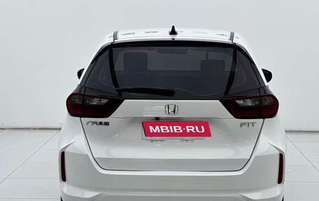 Honda Fit, 2021 год, 1 140 000 рублей, 4 фотография
