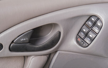 Ford Focus IV, 2001 год, 299 000 рублей, 9 фотография