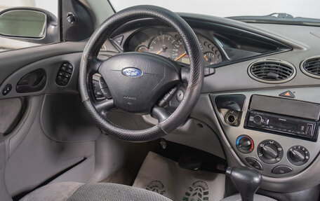 Ford Focus IV, 2001 год, 299 000 рублей, 10 фотография