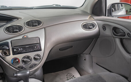 Ford Focus IV, 2001 год, 299 000 рублей, 12 фотография