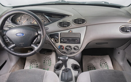Ford Focus IV, 2001 год, 299 000 рублей, 11 фотография
