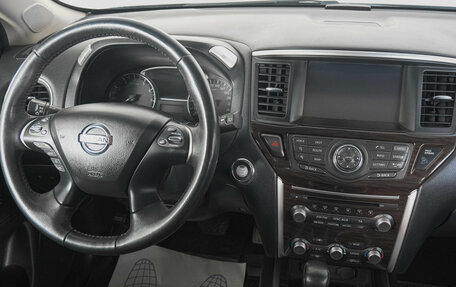 Nissan Pathfinder, 2015 год, 2 299 000 рублей, 13 фотография