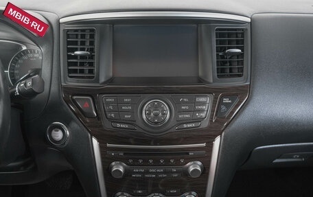Nissan Pathfinder, 2015 год, 2 299 000 рублей, 19 фотография