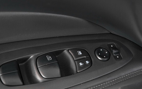 Nissan Pathfinder, 2015 год, 2 299 000 рублей, 30 фотография