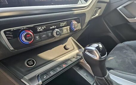 Audi Q3, 2023 год, 2 090 000 рублей, 11 фотография