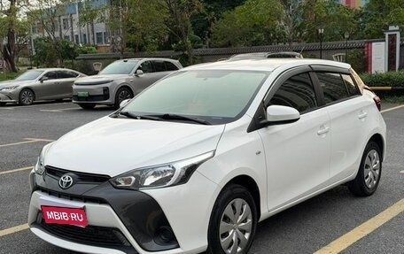 Toyota Yaris XP150 рестайлинг, 2021 год, 1 030 000 рублей, 1 фотография