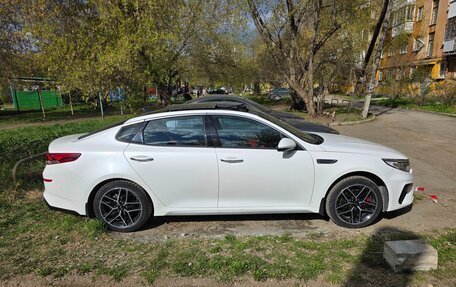 KIA Optima IV, 2018 год, 2 600 000 рублей, 19 фотография