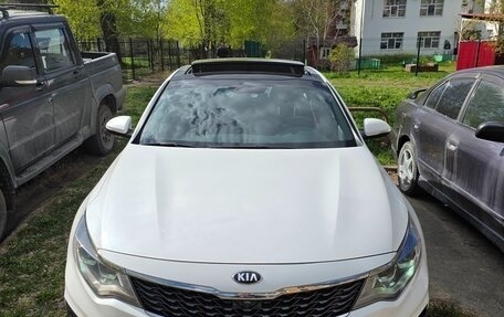 KIA Optima IV, 2018 год, 2 600 000 рублей, 16 фотография