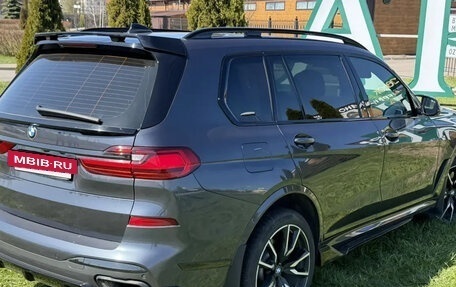 BMW X7, 2021 год, 6 950 000 рублей, 2 фотография
