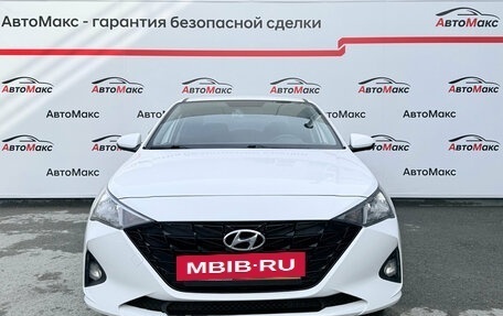 Hyundai Accent IV, 2022 год, 1 680 000 рублей, 2 фотография