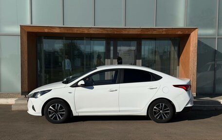 Hyundai Solaris II рестайлинг, 2020 год, 990 000 рублей, 4 фотография