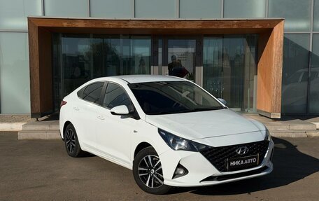 Hyundai Solaris II рестайлинг, 2020 год, 990 000 рублей, 3 фотография