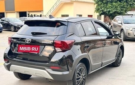 Toyota Yaris XP150 рестайлинг, 2022 год, 1 036 000 рублей, 5 фотография