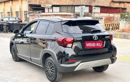 Toyota Yaris XP150 рестайлинг, 2022 год, 1 036 000 рублей, 7 фотография