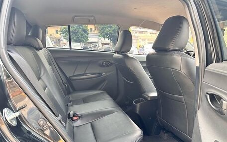 Toyota Yaris XP150 рестайлинг, 2022 год, 1 036 000 рублей, 12 фотография
